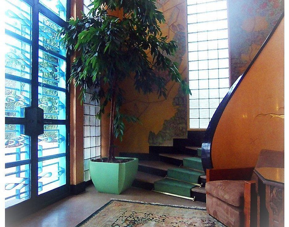 gallery