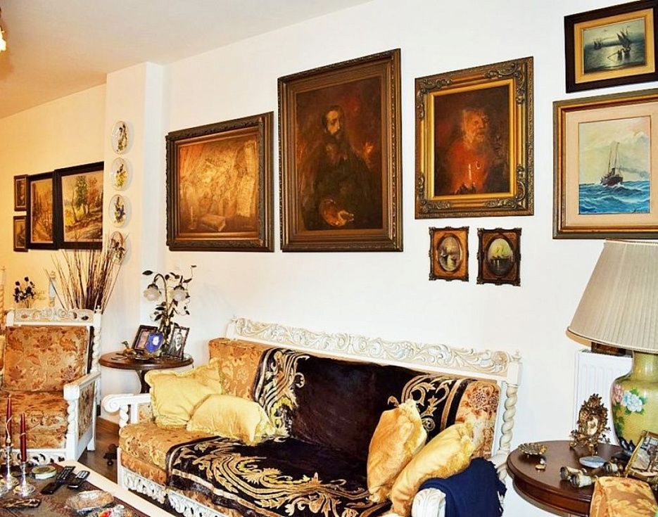 gallery
