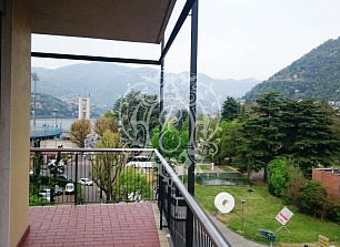 Апартаменты у озера Комо, Италия, 270 м2