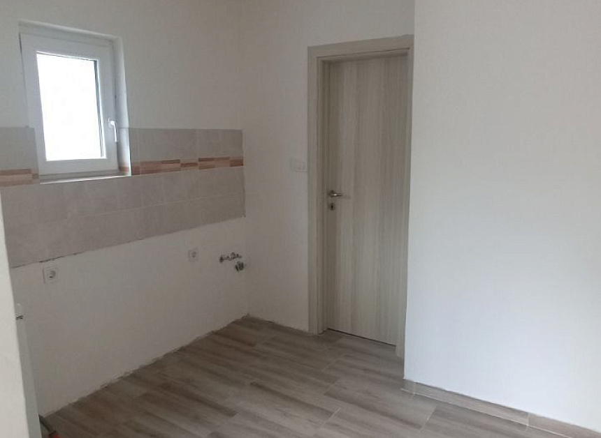 Квартира в Баре, Черногория, 45 м2