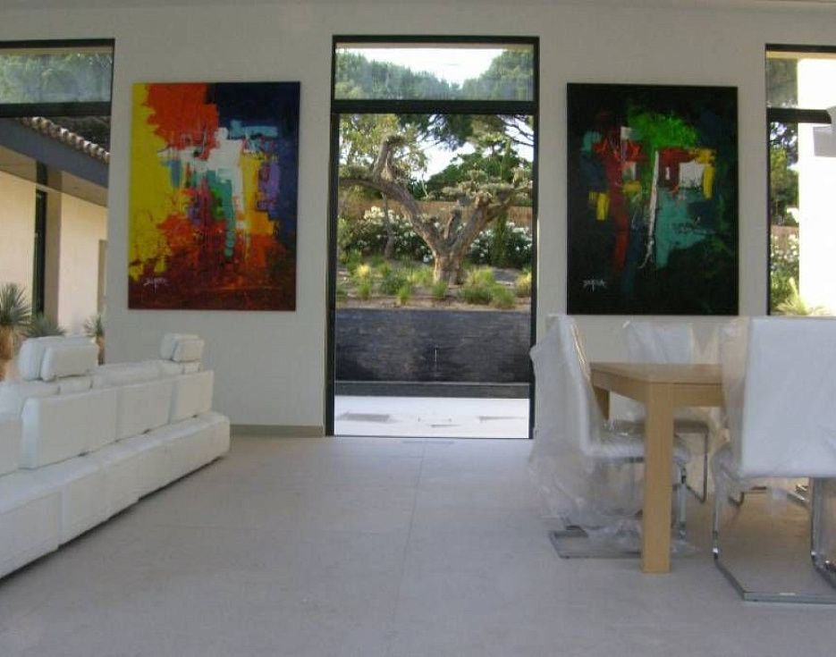 gallery