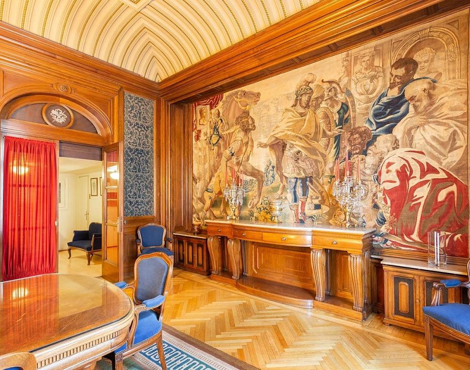 gallery