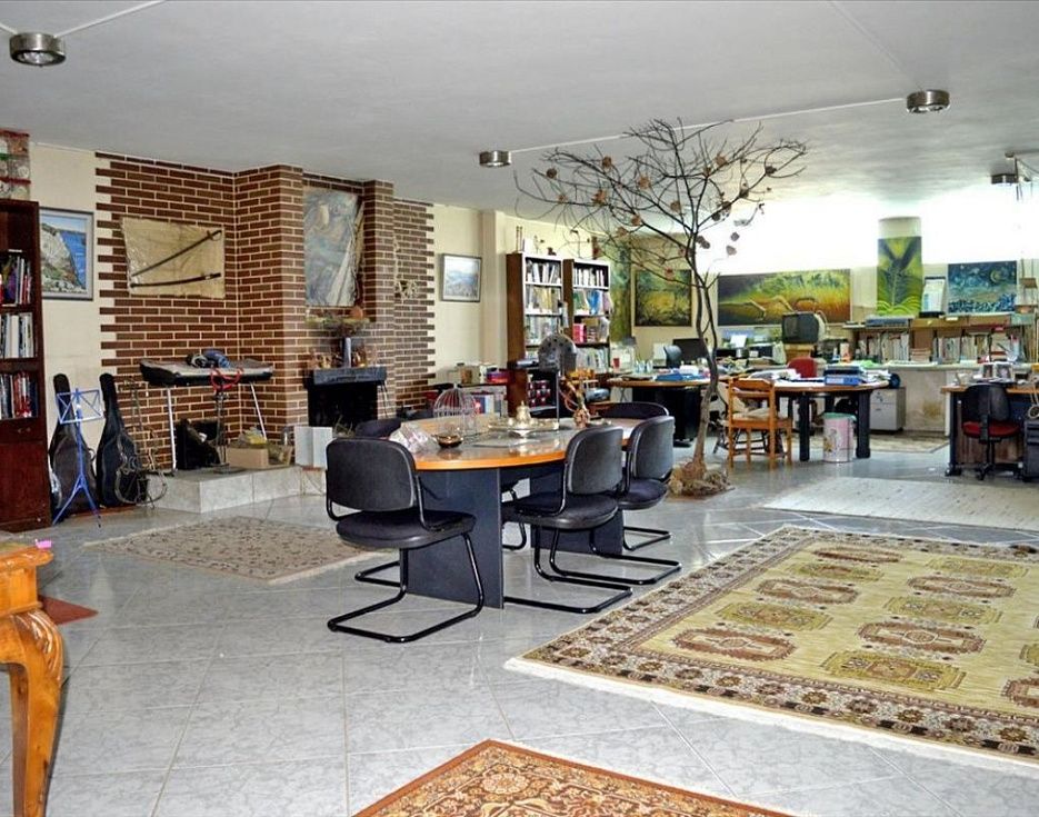 gallery