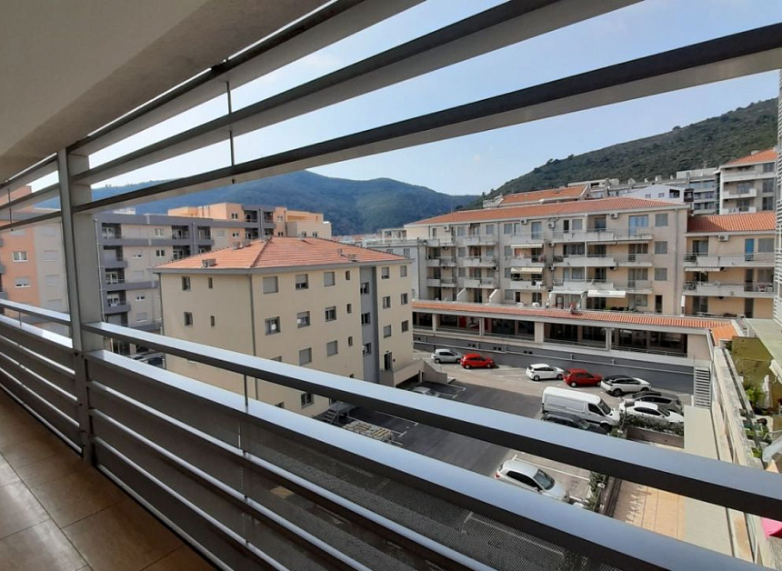 Квартира в Будве, Черногория, 85 м2