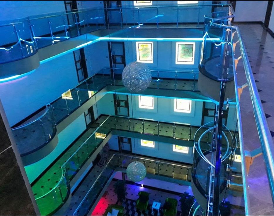 gallery