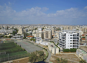 Квартира в Ларнаке, Кипр, 90 м2