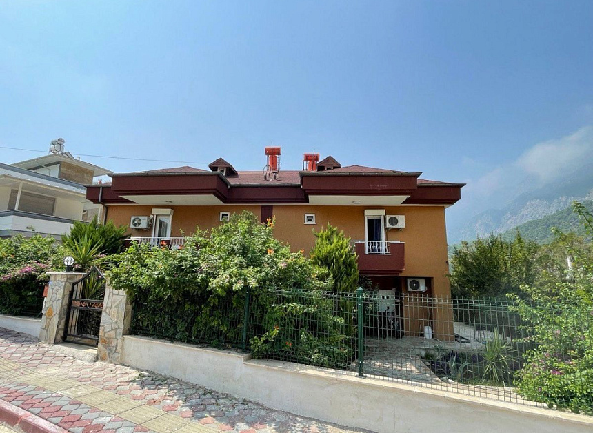 Дом в Кемере, Турция, 235 м2