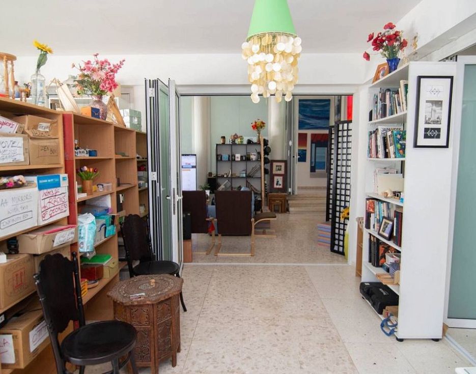 gallery