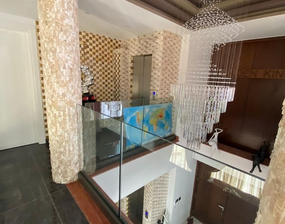gallery