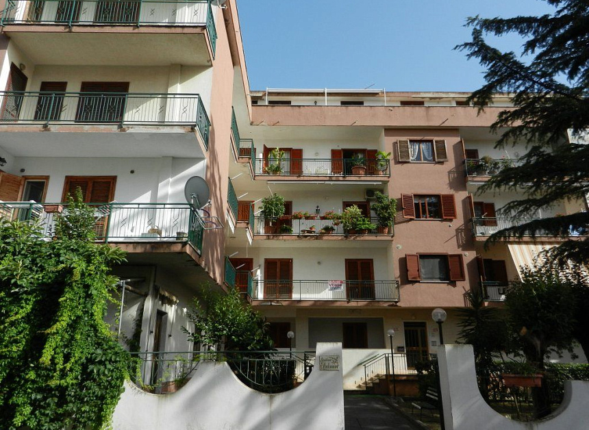 Квартира в Скалее, Италия, 127 м2