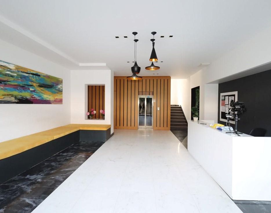 gallery