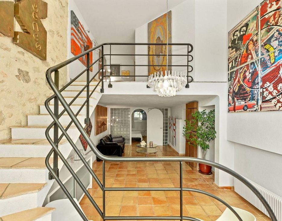 gallery