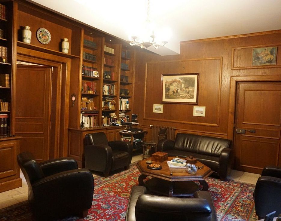 gallery