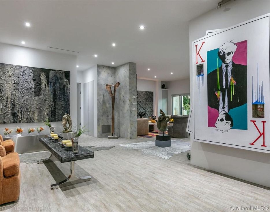 gallery