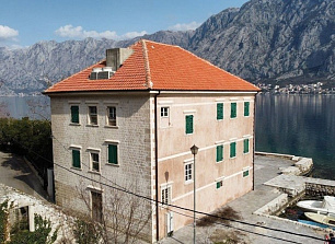 Дом в Которе, Черногория, 550 м2