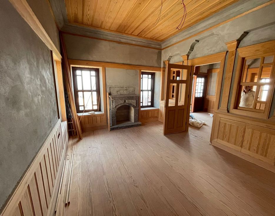 gallery