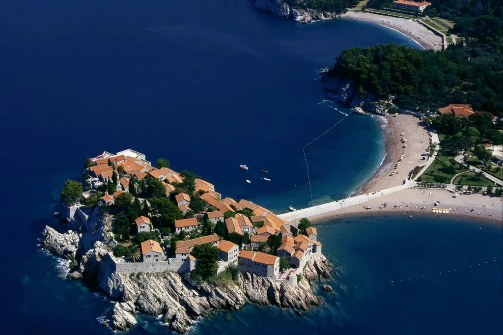 Бизнес в Черногории: как открыть в 2022