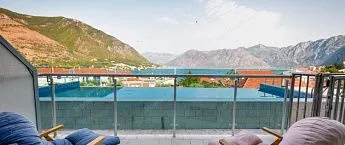 Квартира в Доброте, Черногория, 48 м2