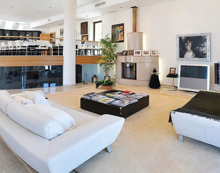 gallery
