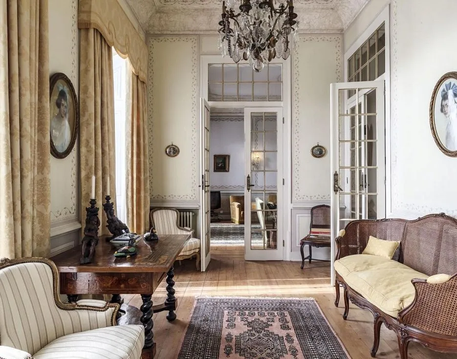 gallery