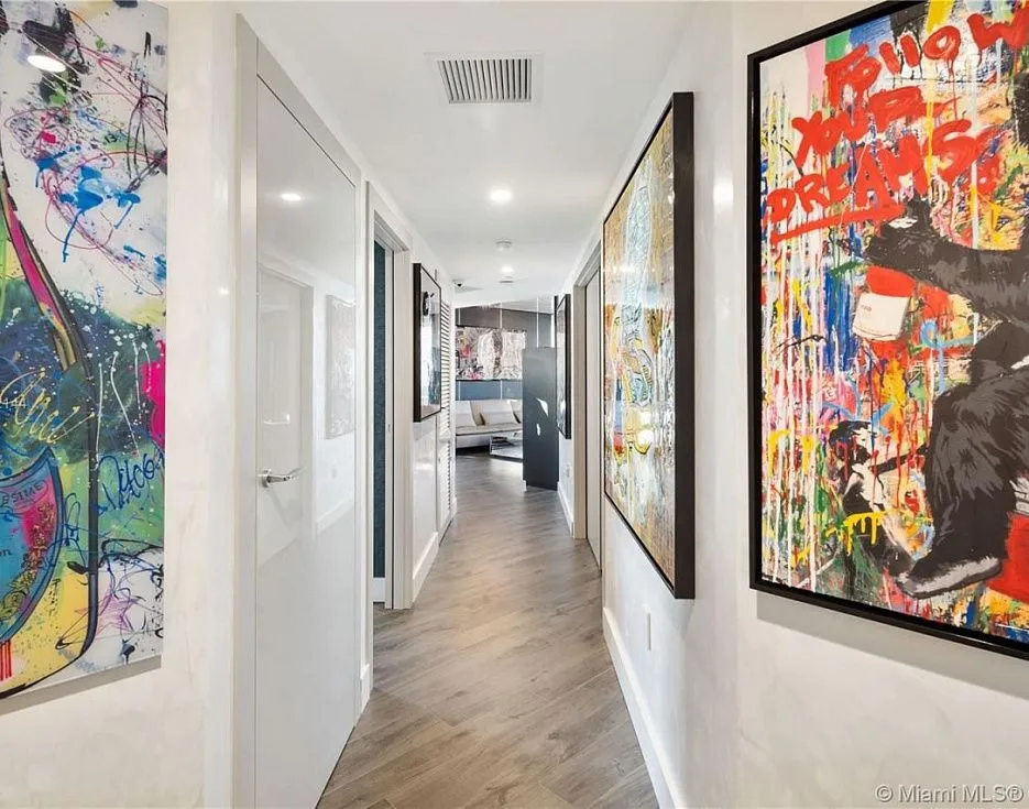 gallery